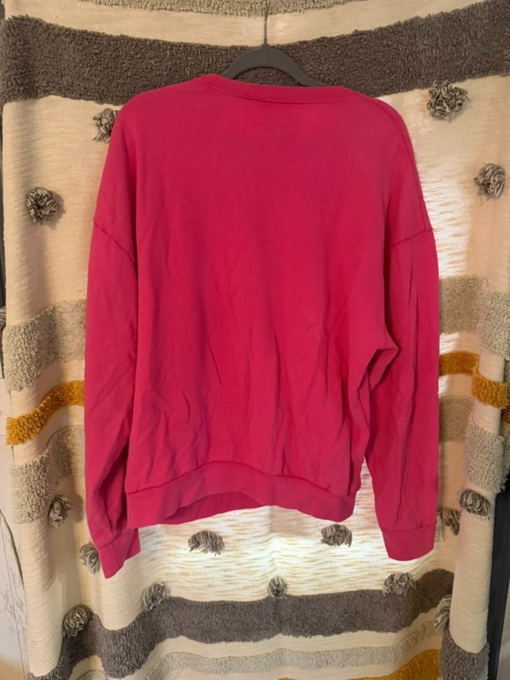 Urban Outfitters Nirvana Hot Pink Smiley Crewneck Sweatshirt Sleeve Graphic S M - Picture 7 of 7